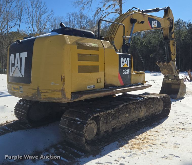 image for item DW1801 2017 Caterpillar 323F L excavator