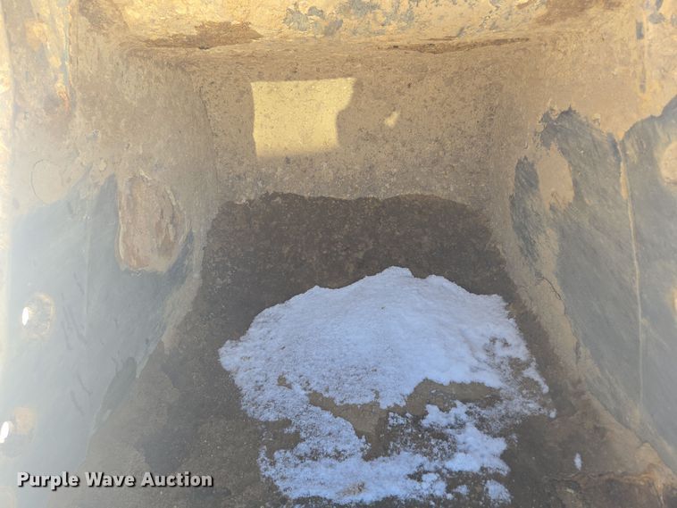 image for item DW1801 2017 Caterpillar 323F L excavator