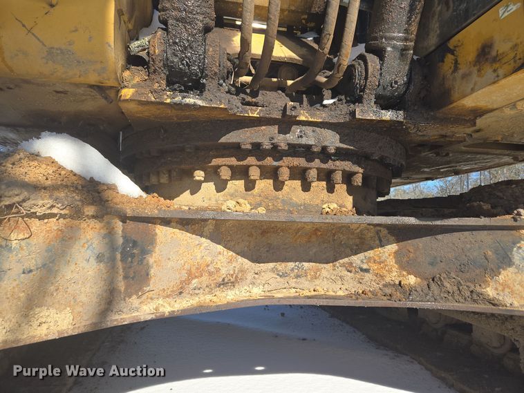 image for item DW1801 2017 Caterpillar 323F L excavator