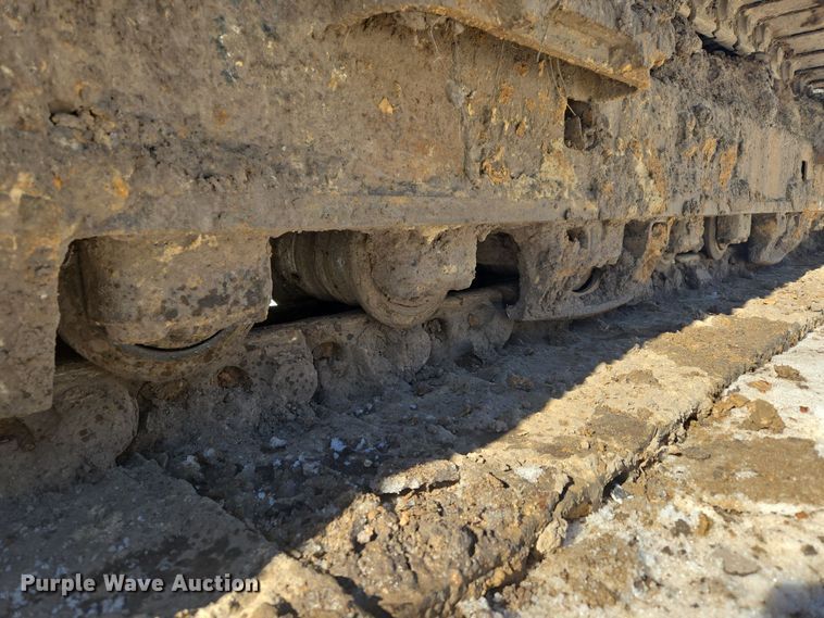 image for item DW1801 2017 Caterpillar 323F L excavator