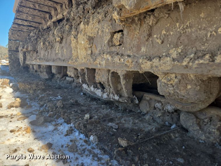 image for item DW1801 2017 Caterpillar 323F L excavator