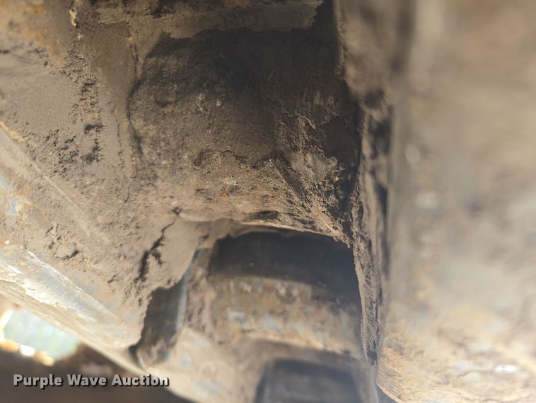 image for item DW1801 2017 Caterpillar 323F L excavator