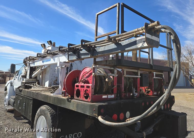 image for item DW1834 2011 Ford F750 Super Duty XL utility / service truck