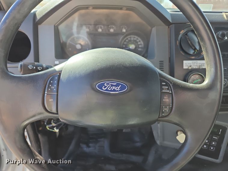 image for item DW1834 2011 Ford F750 Super Duty XL utility / service truck
