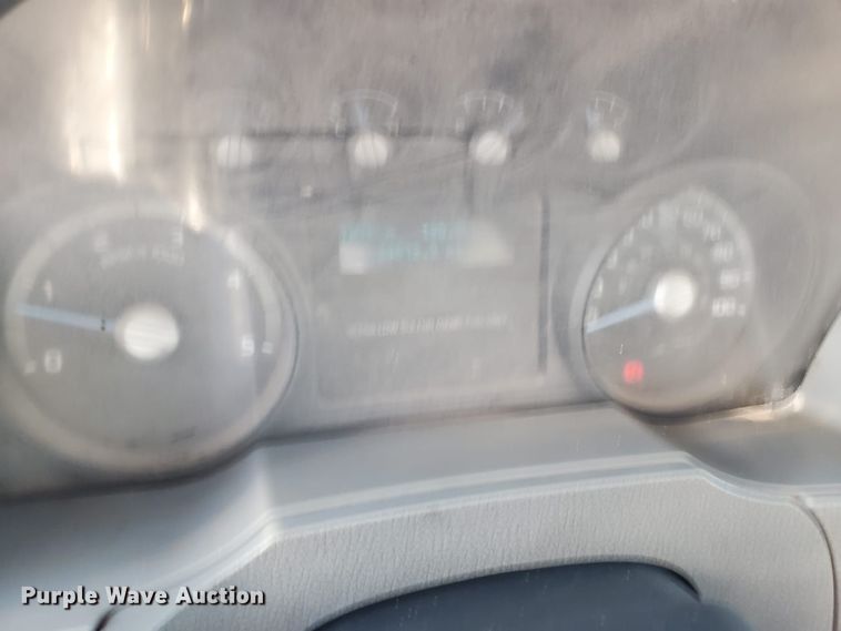 image for item DW1834 2011 Ford F750 Super Duty XL utility / service truck