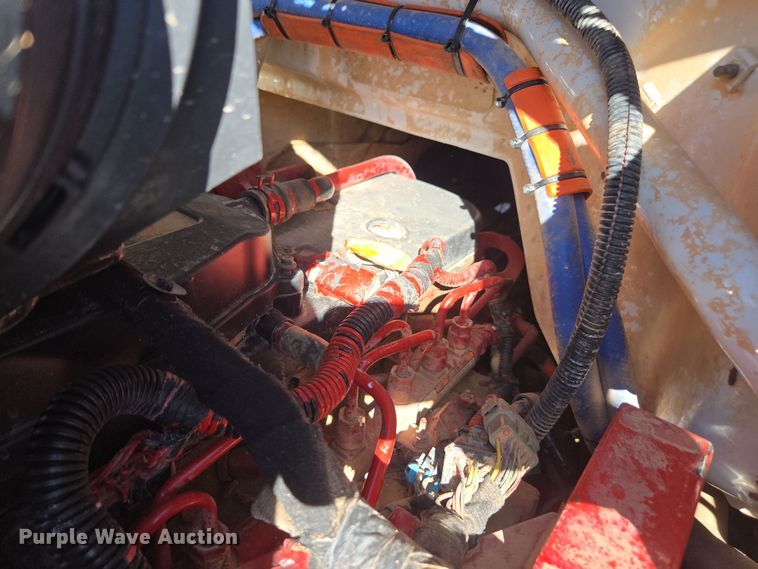 image for item DW1834 2011 Ford F750 Super Duty XL utility / service truck