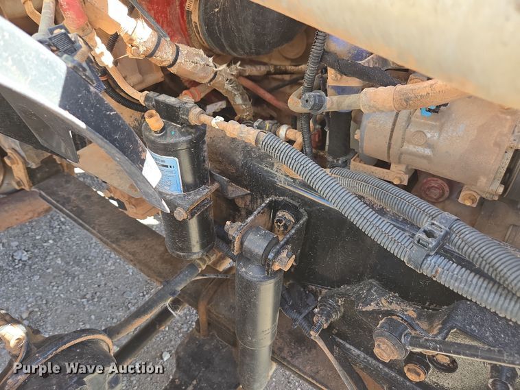 image for item DW1834 2011 Ford F750 Super Duty XL utility / service truck