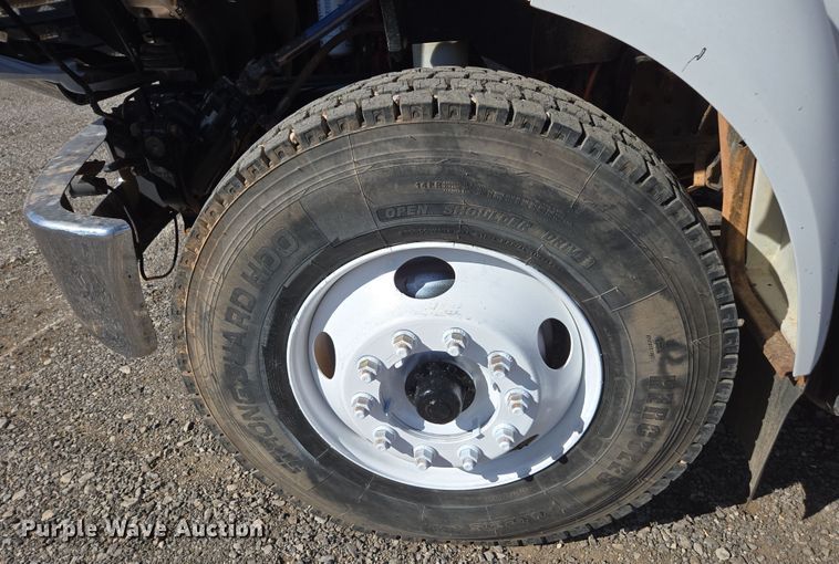 image for item DW1834 2011 Ford F750 Super Duty XL utility / service truck