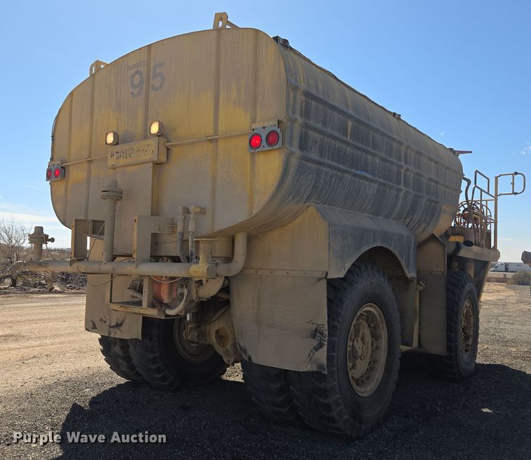 image for item DW1835 Haulpak water wagon