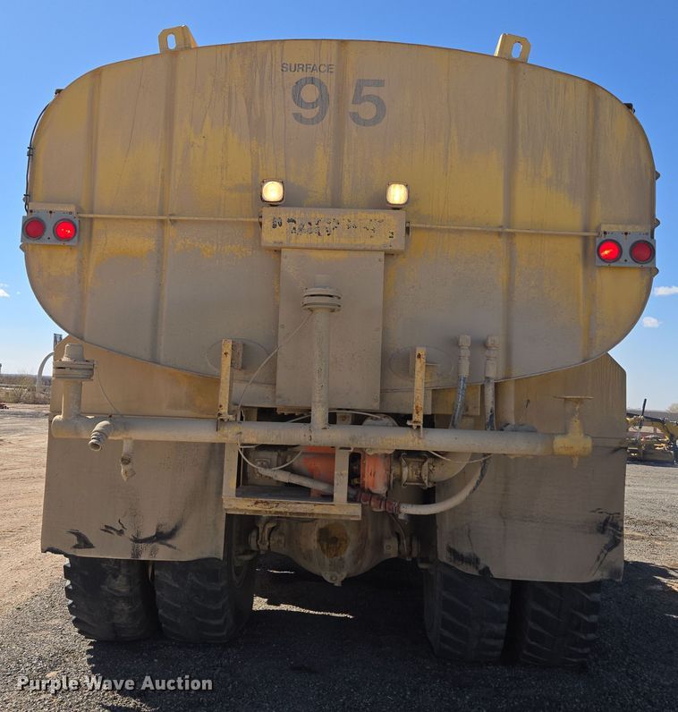 image for item DW1835 Haulpak water wagon