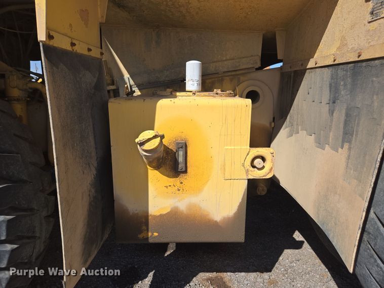 image for item DW1835 Haulpak water wagon