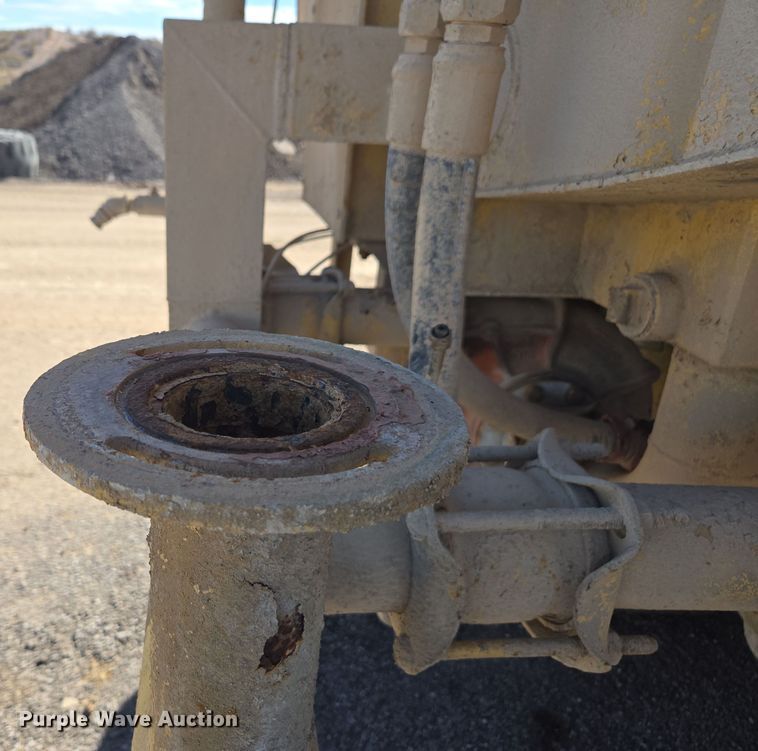 image for item DW1835 Haulpak water wagon