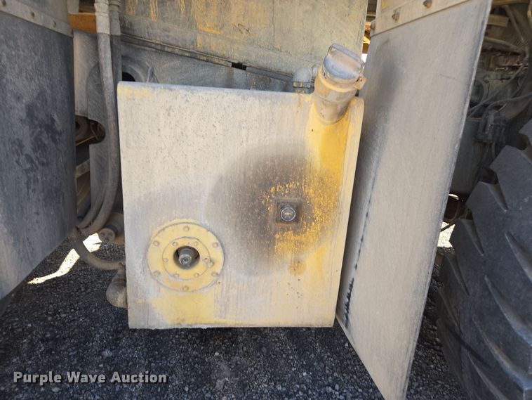 image for item DW1835 Haulpak water wagon