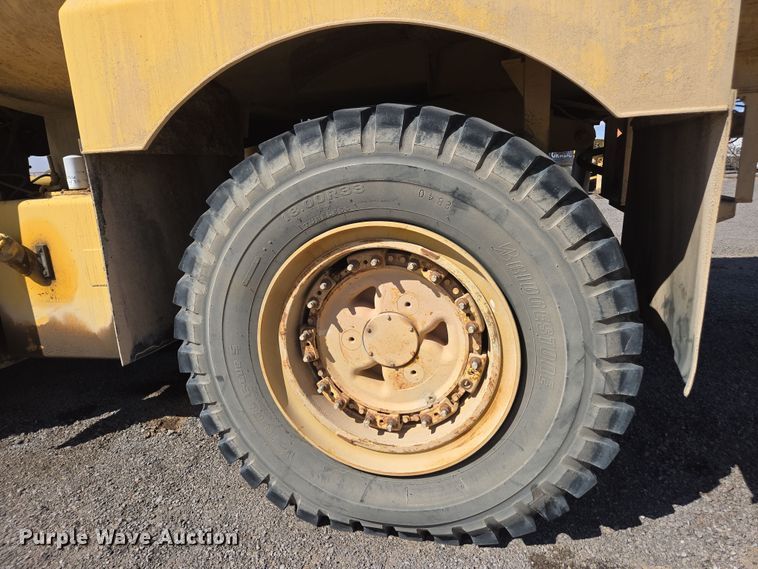 image for item DW1835 Haulpak water wagon