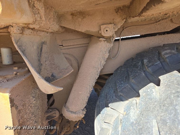 image for item DW1836 1988 Haulpak 140M haul truck