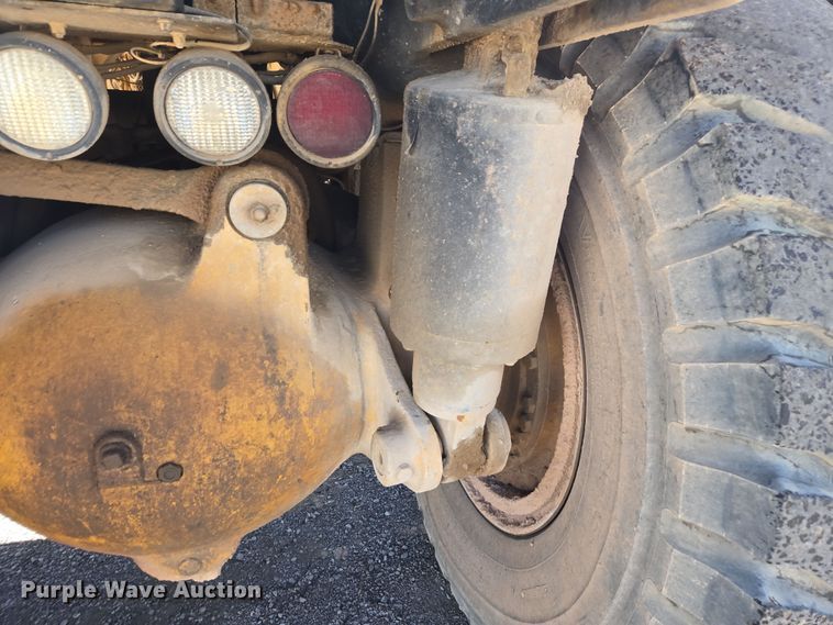 image for item DW1836 1988 Haulpak 140M haul truck