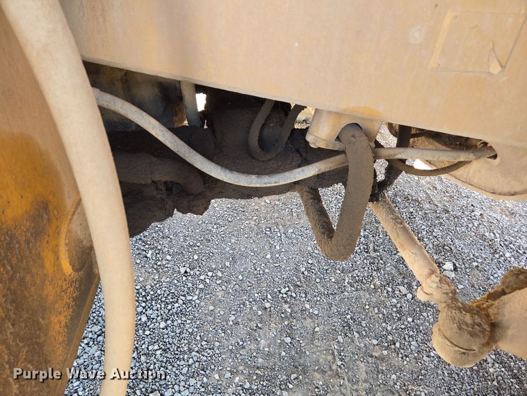 image for item DW1836 1988 Haulpak 140M haul truck