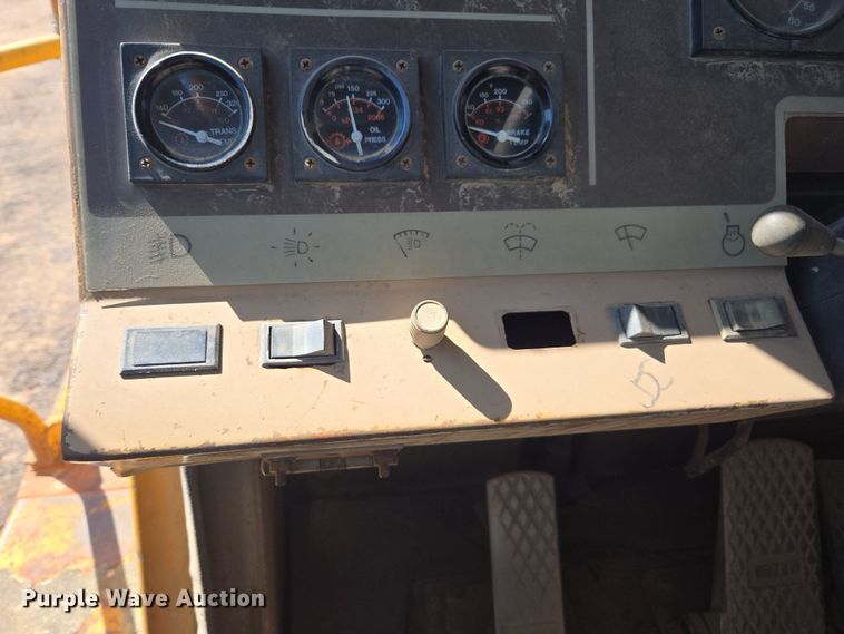 image for item DW1836 1988 Haulpak 140M haul truck