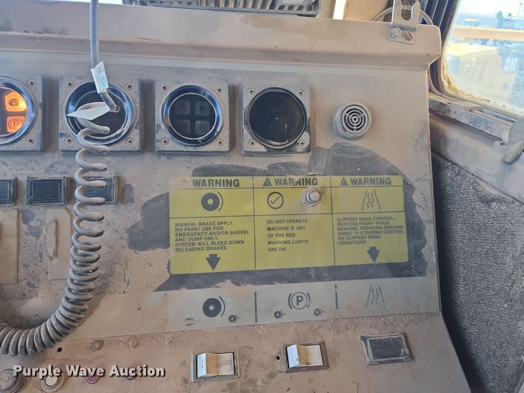 image for item DW1836 1988 Haulpak 140M haul truck