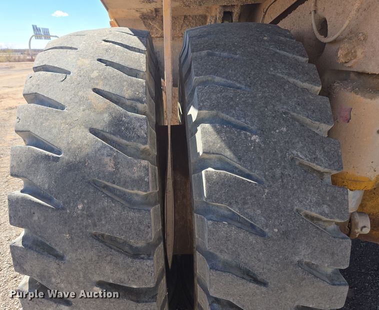 image for item DW1836 1988 Haulpak 140M haul truck