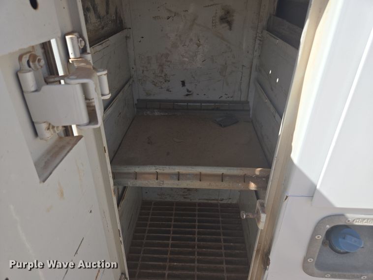 image for item DW1839 2012 Ford F550 Super Duty XL utility / service truck