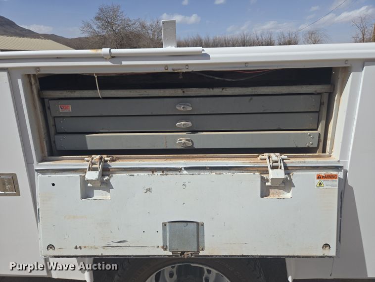 image for item DW1839 2012 Ford F550 Super Duty XL utility / service truck