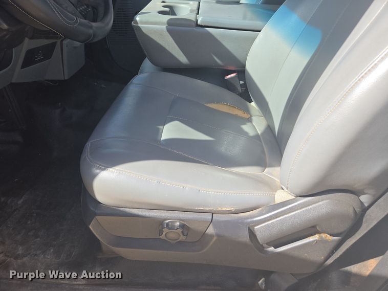 image for item DW1839 2012 Ford F550 Super Duty XL utility / service truck