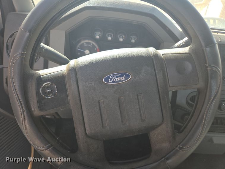 image for item DW1839 2012 Ford F550 Super Duty XL utility / service truck