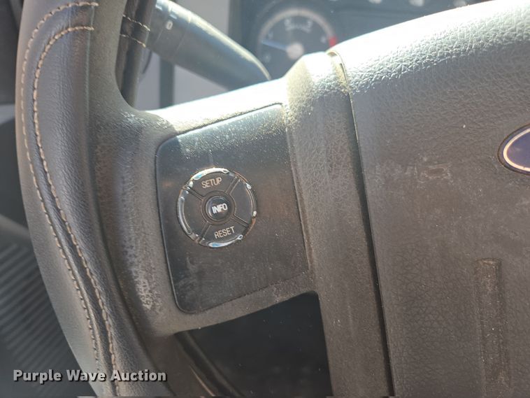 image for item DW1839 2012 Ford F550 Super Duty XL utility / service truck