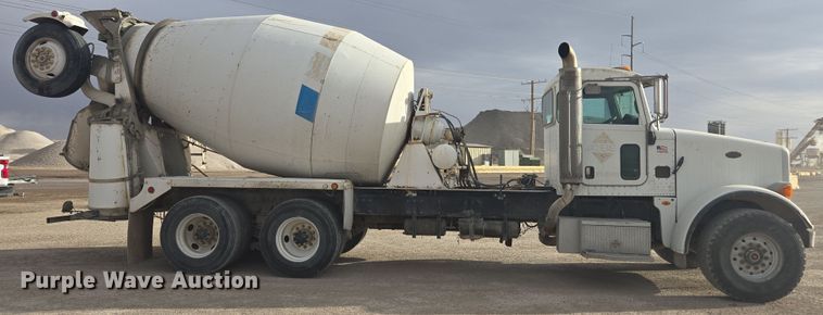 image for item DW1840 2011 Peterbilt 365 ready mix truck