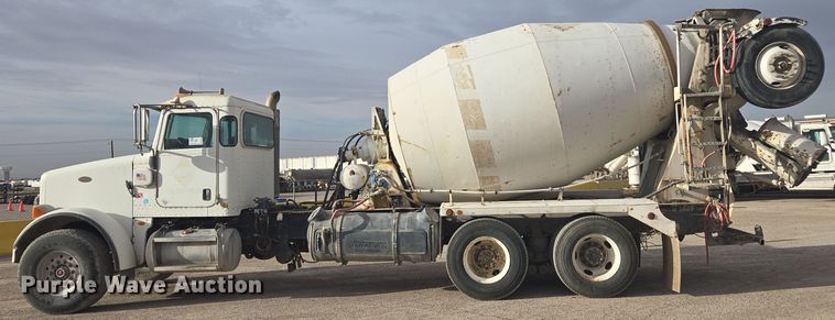 image for item DW1840 2011 Peterbilt 365 ready mix truck