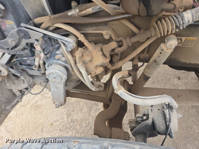 image for item DW1840 2011 Peterbilt 365 ready mix truck