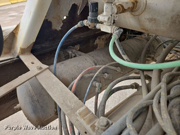 image for item DW1841 2009 Kenworth W900 ready mix truck