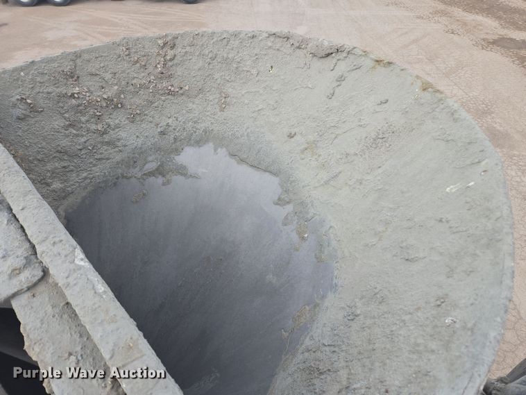 image for item DW1841 2009 Kenworth W900 ready mix truck