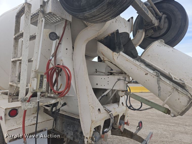 image for item DW1841 2009 Kenworth W900 ready mix truck