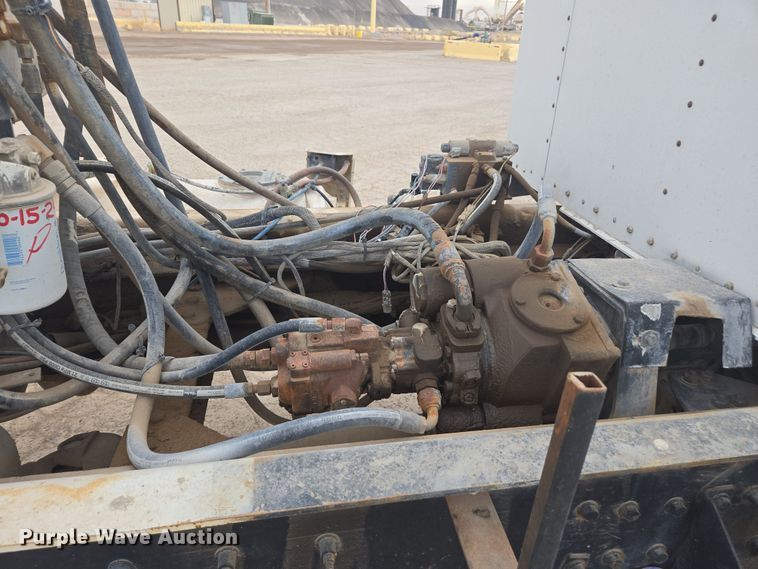 image for item DW1841 2009 Kenworth W900 ready mix truck