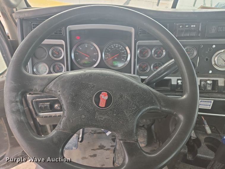 image for item DW1841 2009 Kenworth W900 ready mix truck