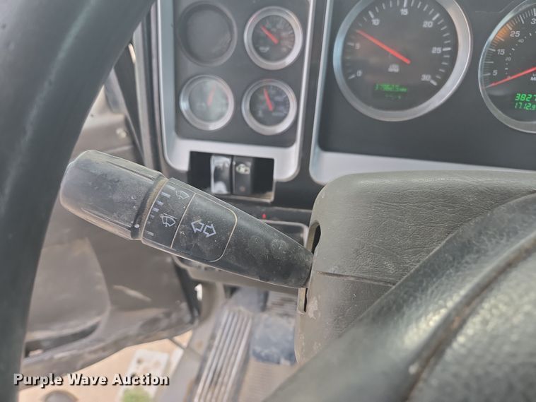 image for item DW1841 2009 Kenworth W900 ready mix truck