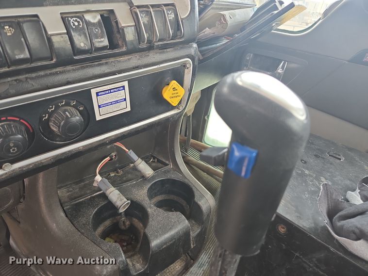 image for item DW1841 2009 Kenworth W900 ready mix truck