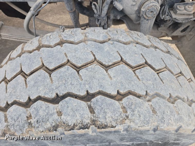 image for item DW1841 2009 Kenworth W900 ready mix truck