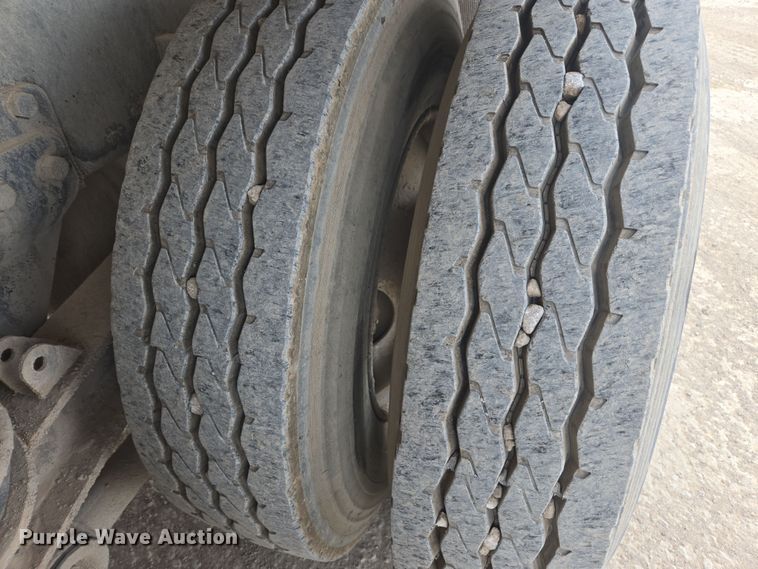 image for item DW1841 2009 Kenworth W900 ready mix truck