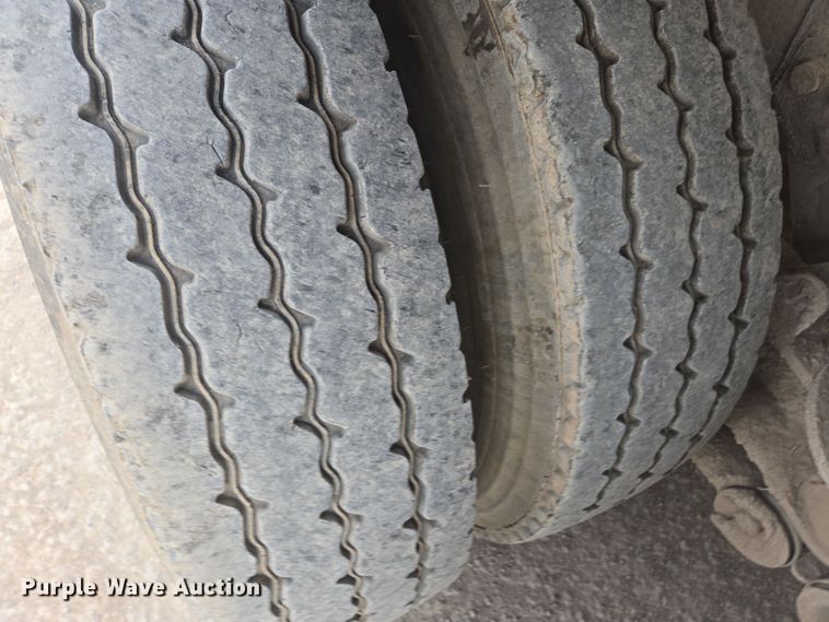 image for item DW1841 2009 Kenworth W900 ready mix truck