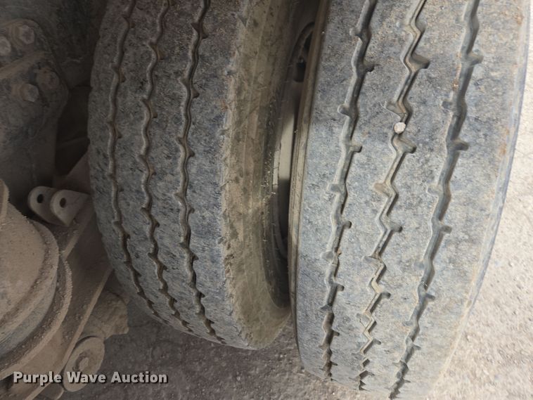 image for item DW1841 2009 Kenworth W900 ready mix truck