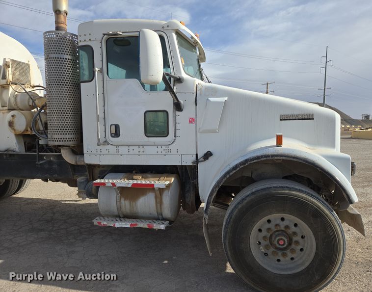 image for item DW1842 2009 Kenworth W900 ready mix truck