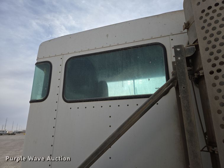 image for item DW1842 2009 Kenworth W900 ready mix truck