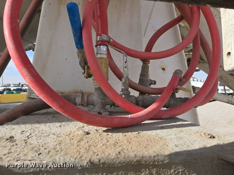 image for item DW1842 2009 Kenworth W900 ready mix truck