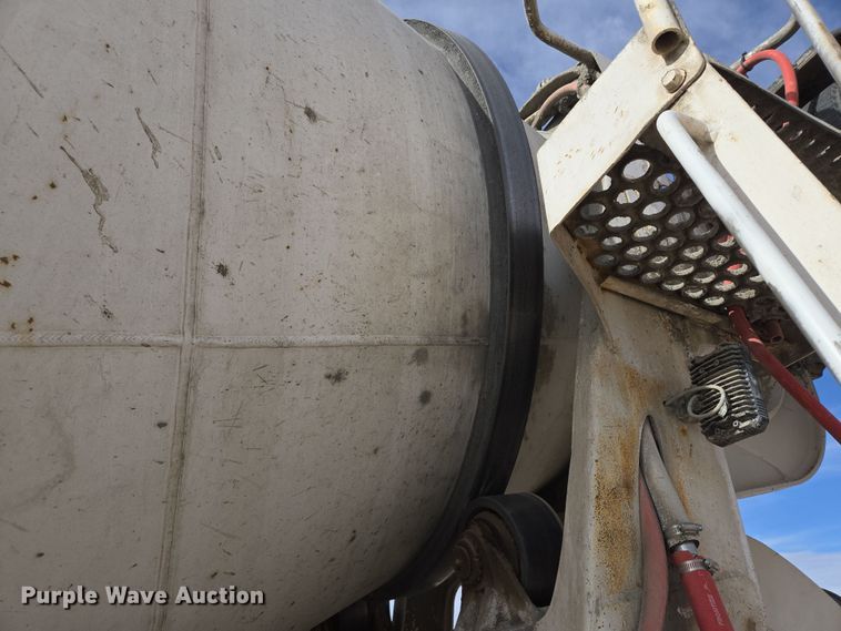 image for item DW1842 2009 Kenworth W900 ready mix truck