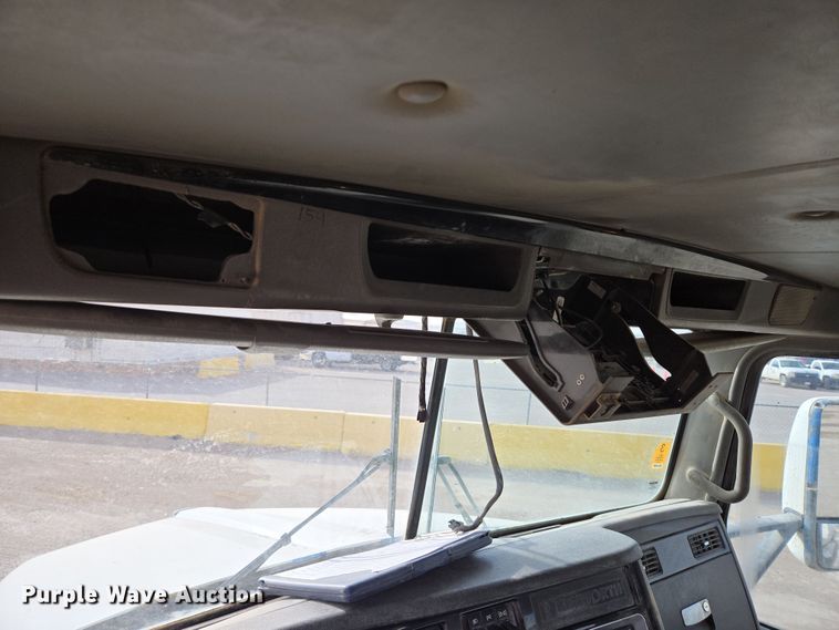 image for item DW1842 2009 Kenworth W900 ready mix truck