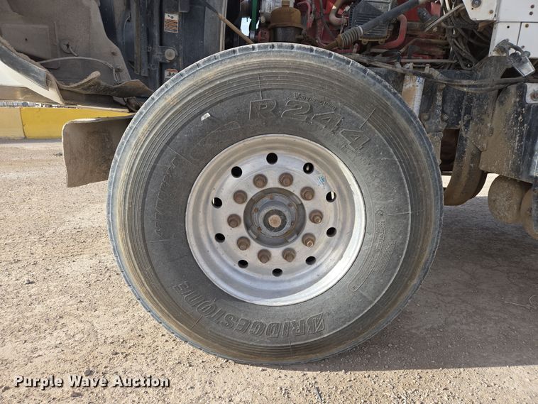 image for item DW1842 2009 Kenworth W900 ready mix truck