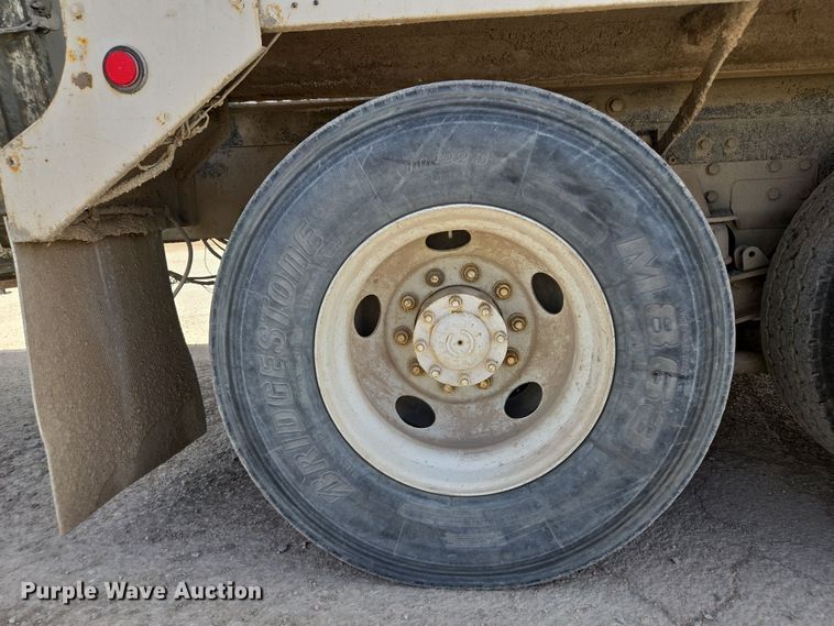 image for item DW1842 2009 Kenworth W900 ready mix truck